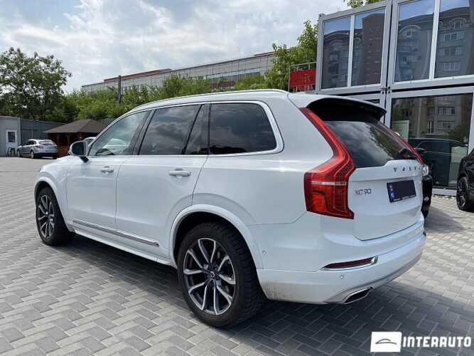 Volvo XC 90 34 interauto-car