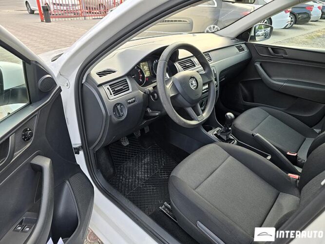 Skoda Rapid 29 interauto-car