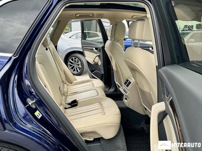 Audi Q5 55 interauto-car
