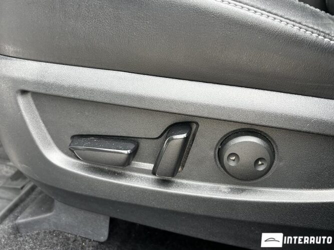 Infiniti QX50 40 interauto-car