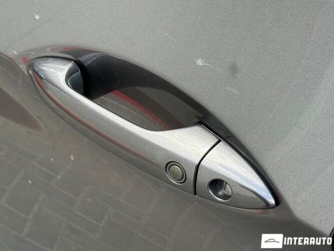 Honda Clarity 46 interauto-car