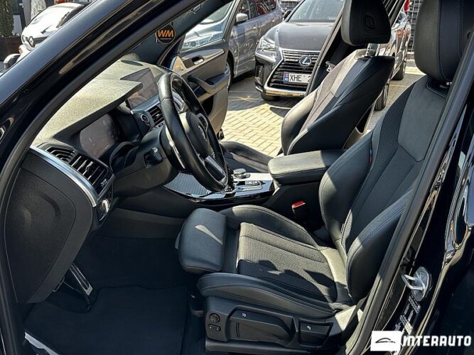 BMW X3 2.0D 39 interauto-car