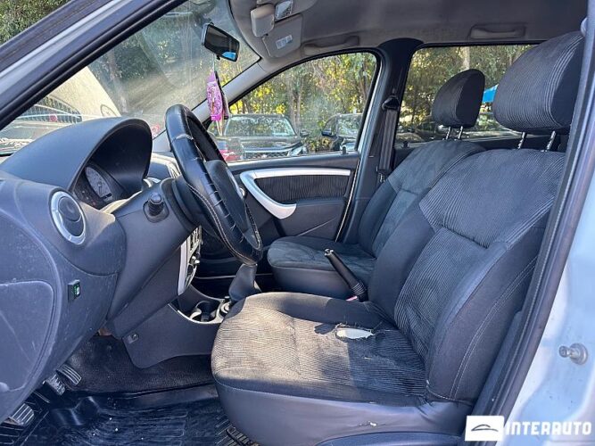 Dacia Logan MCV 30 interauto-car