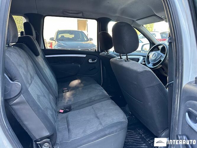 Dacia Logan MCV 37 interauto-car