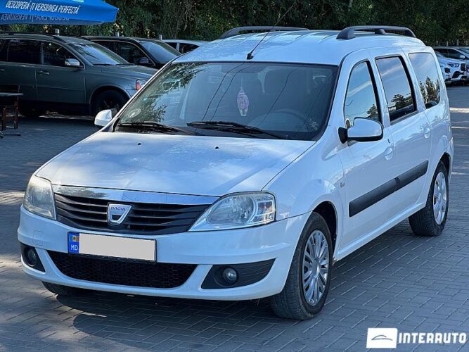 Dacia Logan MCV 26 interauto-car