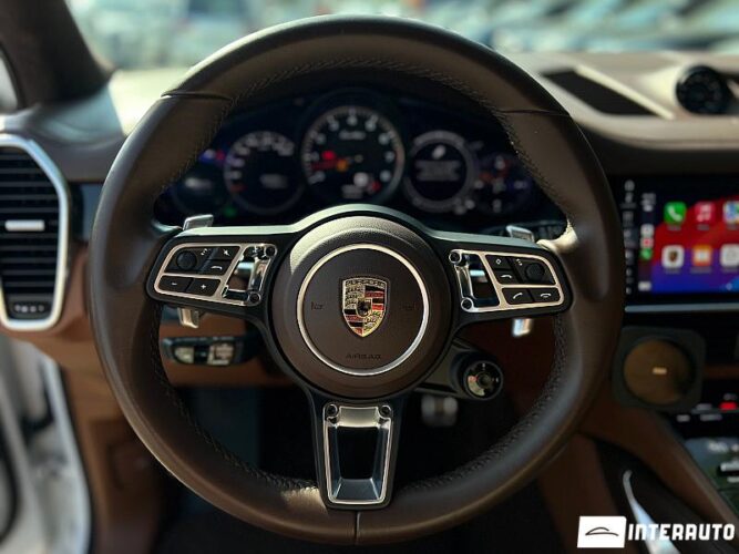 Porsche Cayenne Turbo 39 interauto-car
