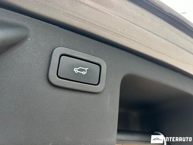 Land Rover Discovery Sport 53 interauto-car