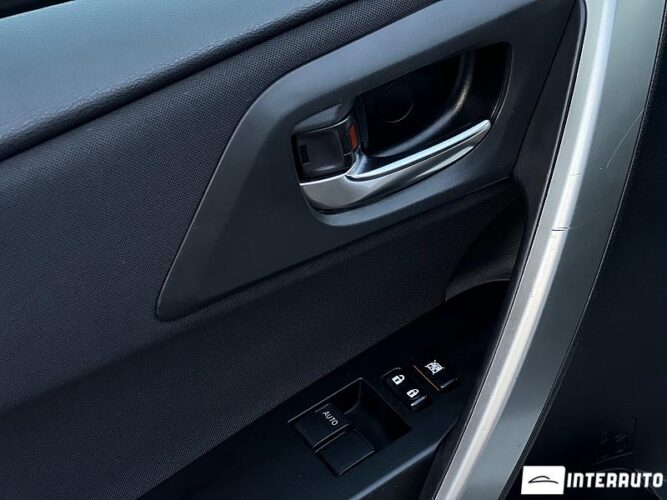 Toyota Auris 37 interauto-car