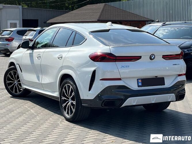 BMW X6 4.0i 33 interauto-car