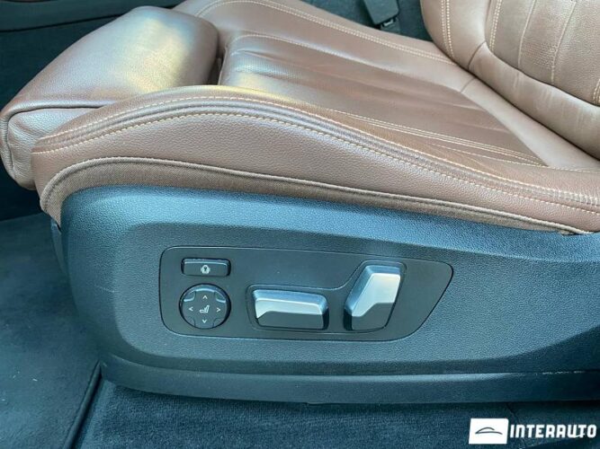 BMW X5 3.0D 45 interauto-car