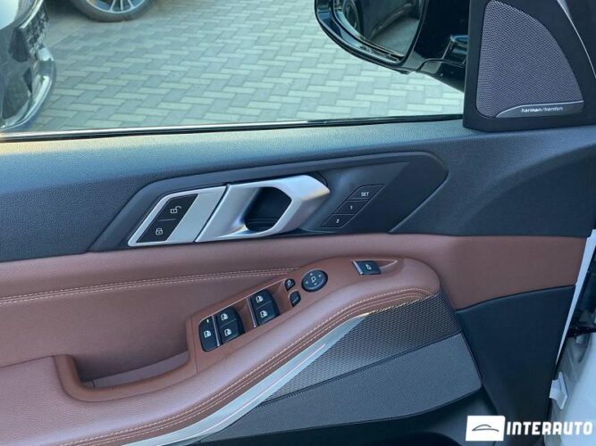 BMW X5 3.0D 35 interauto-car