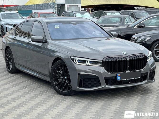 BMW 745e Plug-in hybrid 36 interauto-car