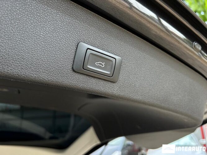 Audi Q5 53 interauto-car