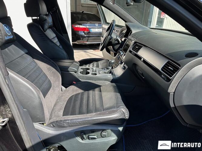 Volkswagen Touareg 35 interauto-car