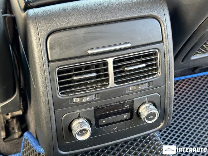 Volkswagen Touareg 43 interauto-car