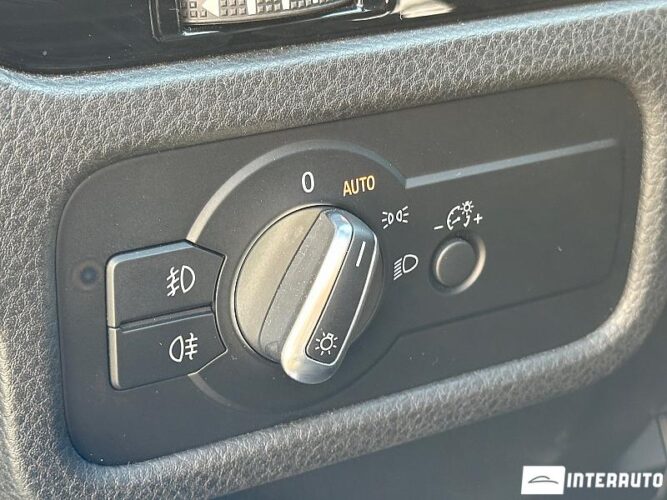 Volkswagen Touareg 42 interauto-car