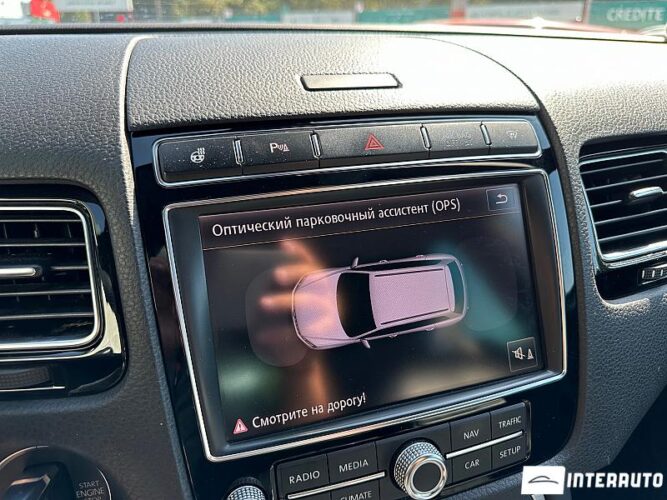 Volkswagen Touareg 38 interauto-car