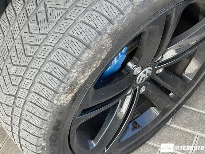 Volkswagen Touareg 46 interauto-car