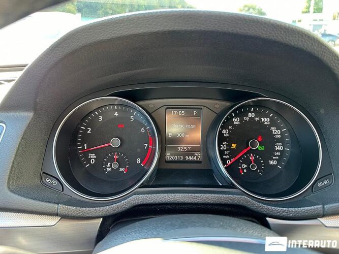 Volkswagen Passat 38 interauto-car