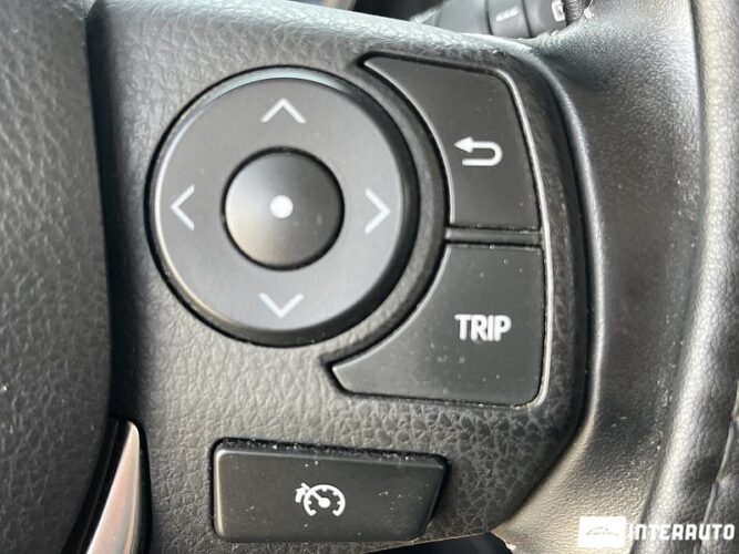 Toyota Auris 36 interauto-car