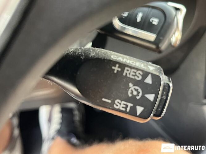 Toyota Auris 37 interauto-car