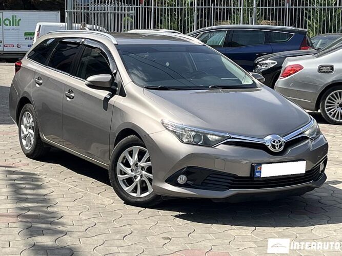 Toyota Auris 29 interauto-car