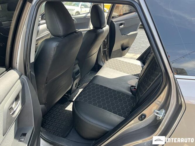 Toyota Auris 42 interauto-car