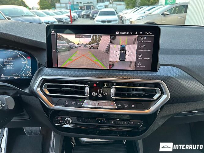 BMW X3 3.0e 45 interauto-car