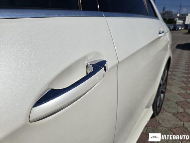 Mercedes E 250 39 interauto-car