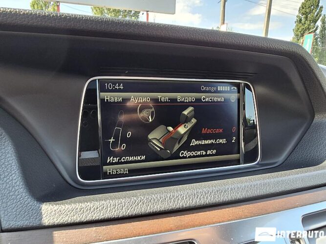 Mercedes E 250 48 interauto-car