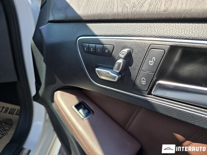 Mercedes E 250 52 interauto-car