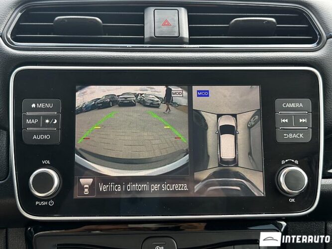 Nissan Leaf 42 interauto-car