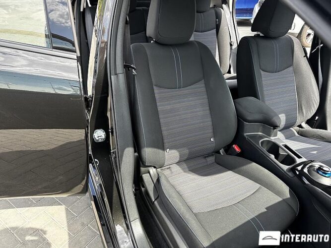 Nissan Leaf 47 interauto-car
