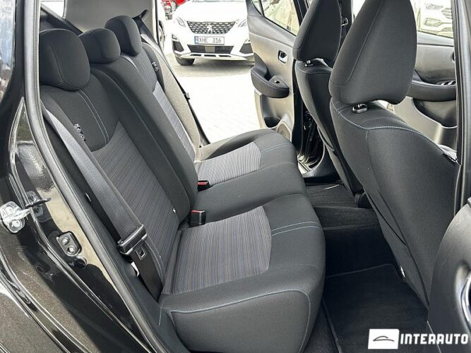 Nissan Leaf 45 interauto-car