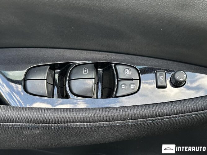 Nissan Leaf 53 interauto-car