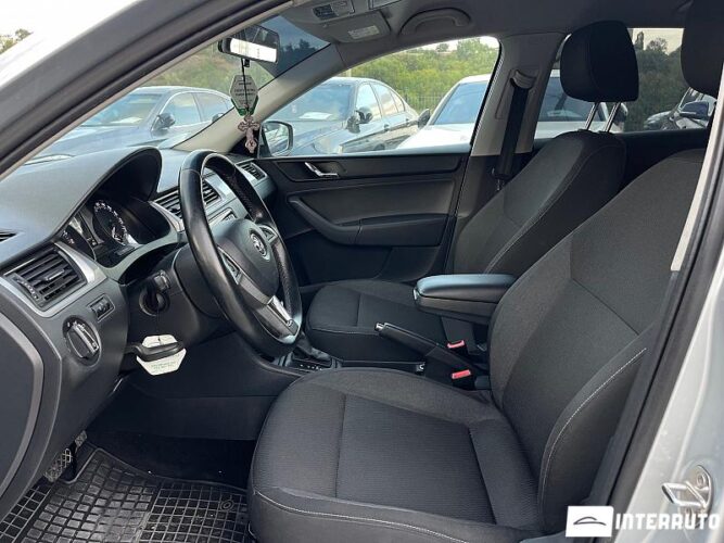Skoda Rapid 32 interauto-car