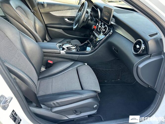 Mercedes C 350e 47 interauto-car