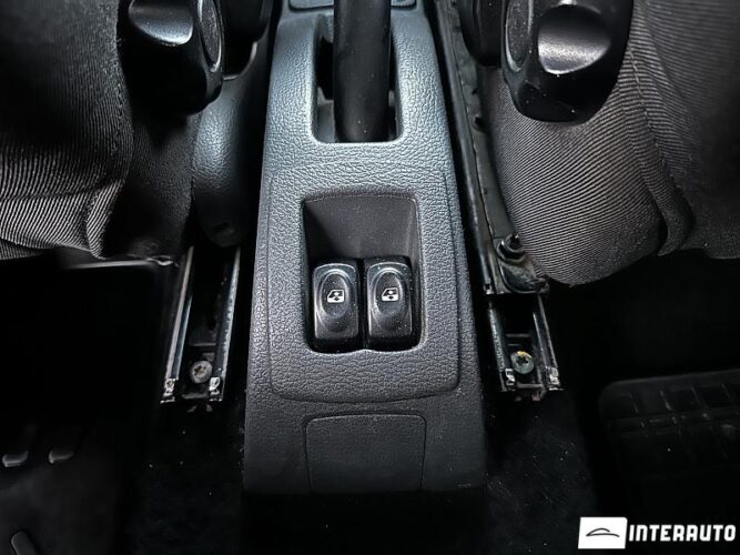 Dacia Logan 38 interauto-car