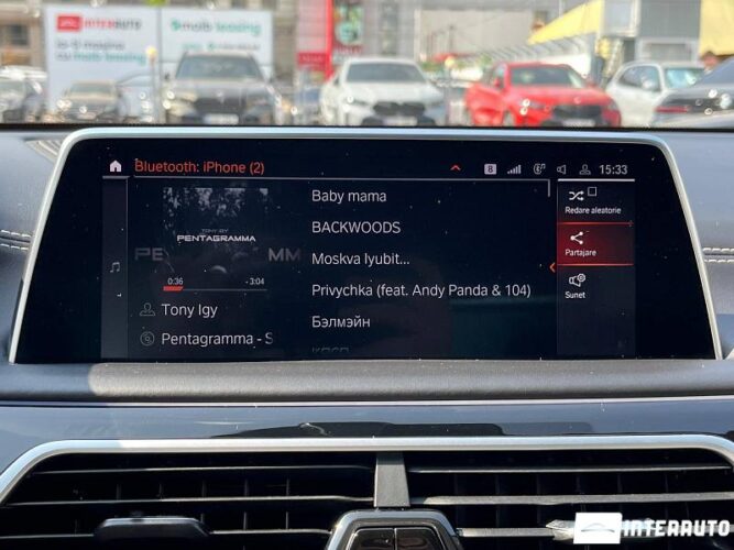 BMW 745e 43 interauto-car