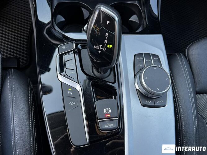 BMW X3 2.0D 46 interauto-car