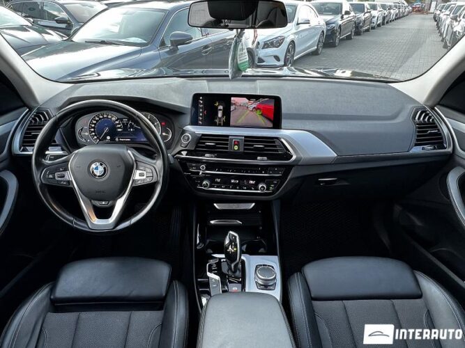 BMW X3 2.0D 39 interauto-car