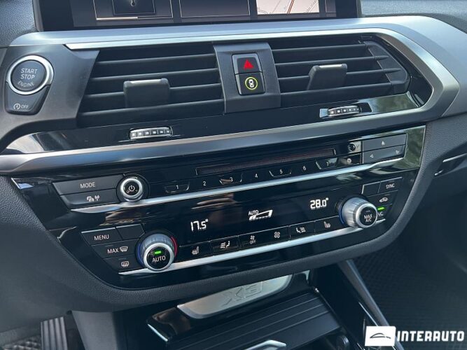 BMW X3 2.0D 45 interauto-car