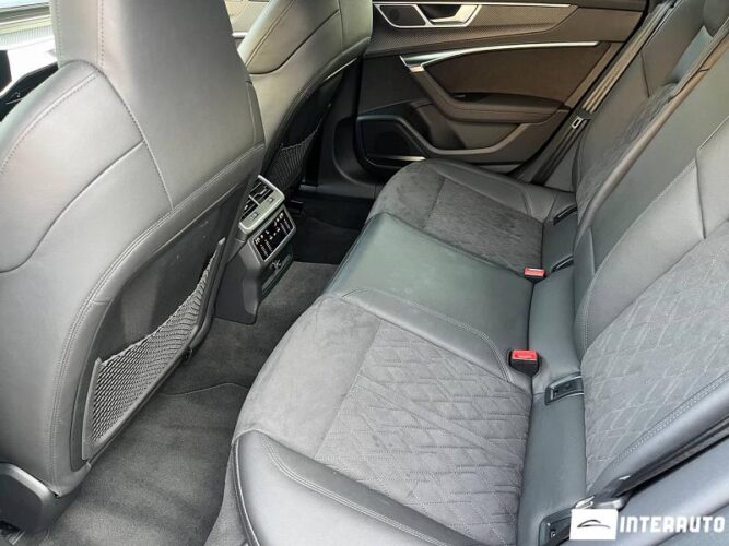 Audi RS7 54 interauto-car