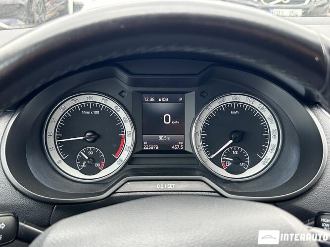 Skoda Octavia 44 interauto-car