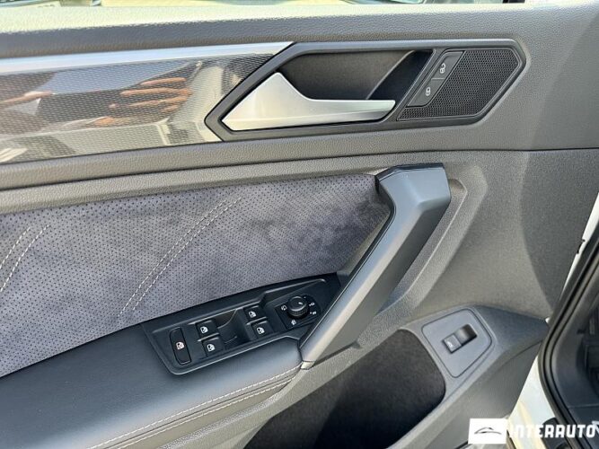 Volkswagen Tiguan 44 interauto-car