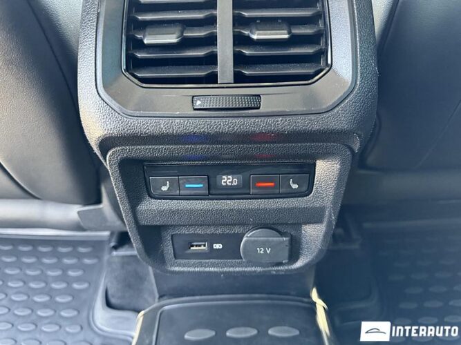 Volkswagen Tiguan 61 interauto-car