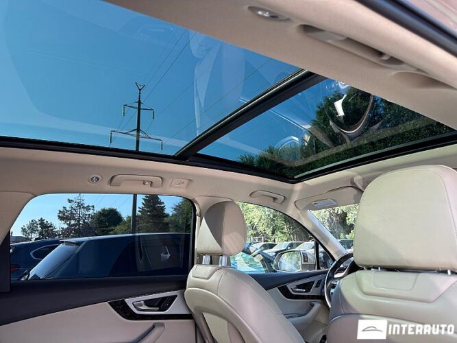 Audi Q7 63 interauto-car