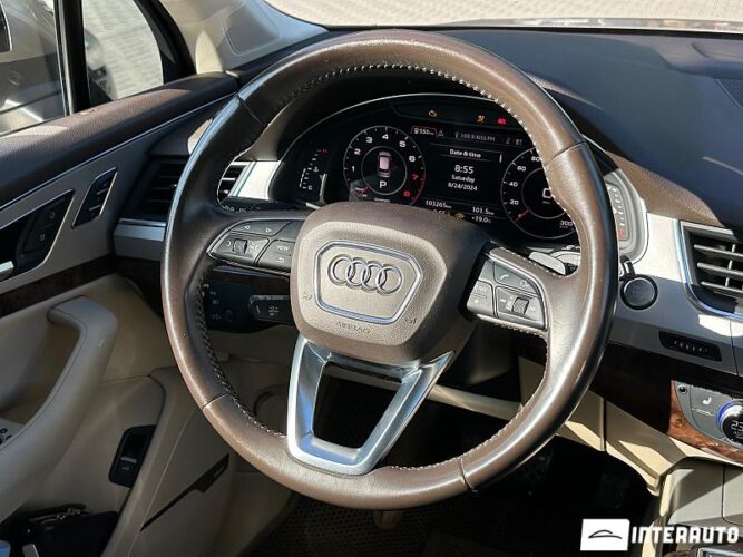 Audi Q7 52 interauto-car