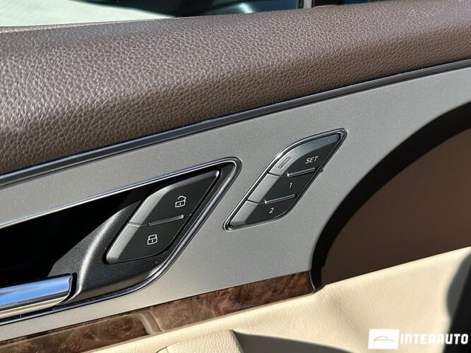 Audi Q7 47 interauto-car