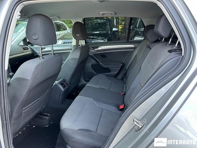 Volkswagen Golf 44 interauto-car